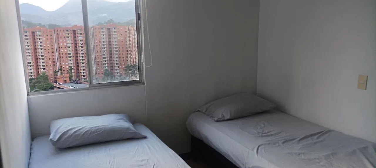 Apartamento Amoblado Mirador De Los Bernal Διαμέρισμα Μεντεγίν 0*,