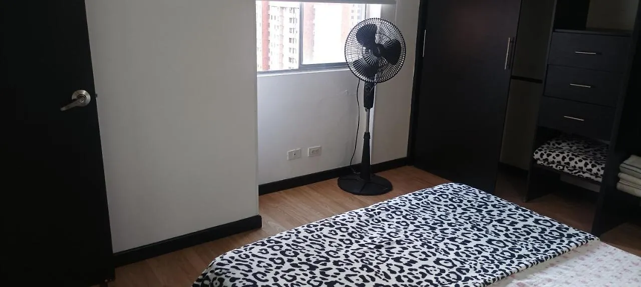 Apartamento Amoblado Mirador De Los Bernal Διαμέρισμα Μεντεγίν